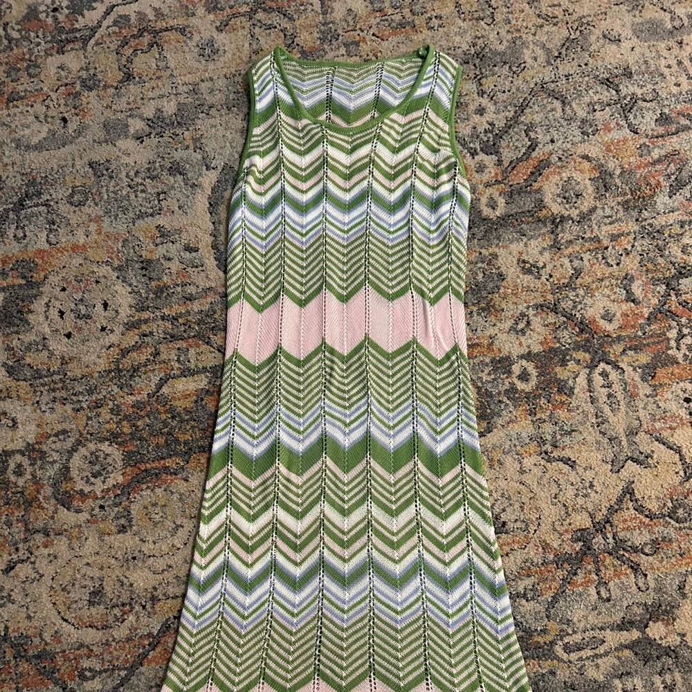Vintage style chevron knit dress sleeveless